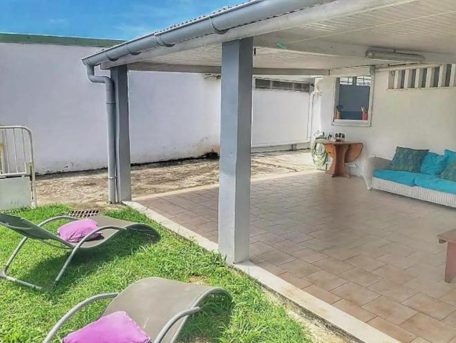 Malilia Beach A Sainte-Anne - Wifi -5 Min A Pied De La Plage Екстер'єр фото